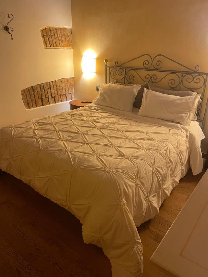 Antica Corte Hotel Residence Di Charme Ferrare Extérieur photo